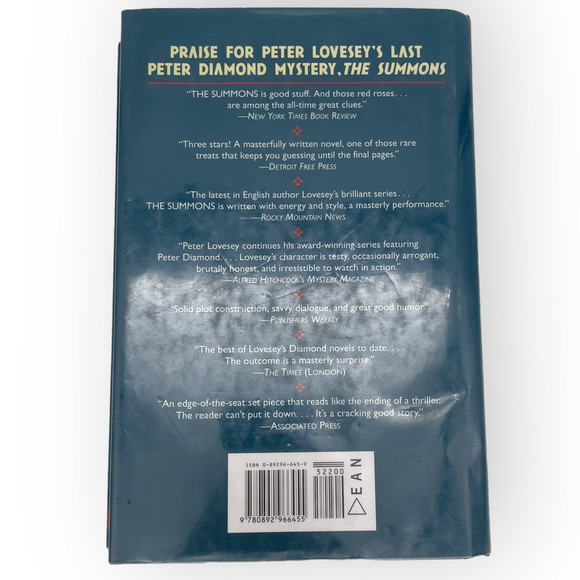 Bloodhounds Hardcover 1996 Mystery Crime Novel - Collectible Vintage Book - Picture 2 of 2